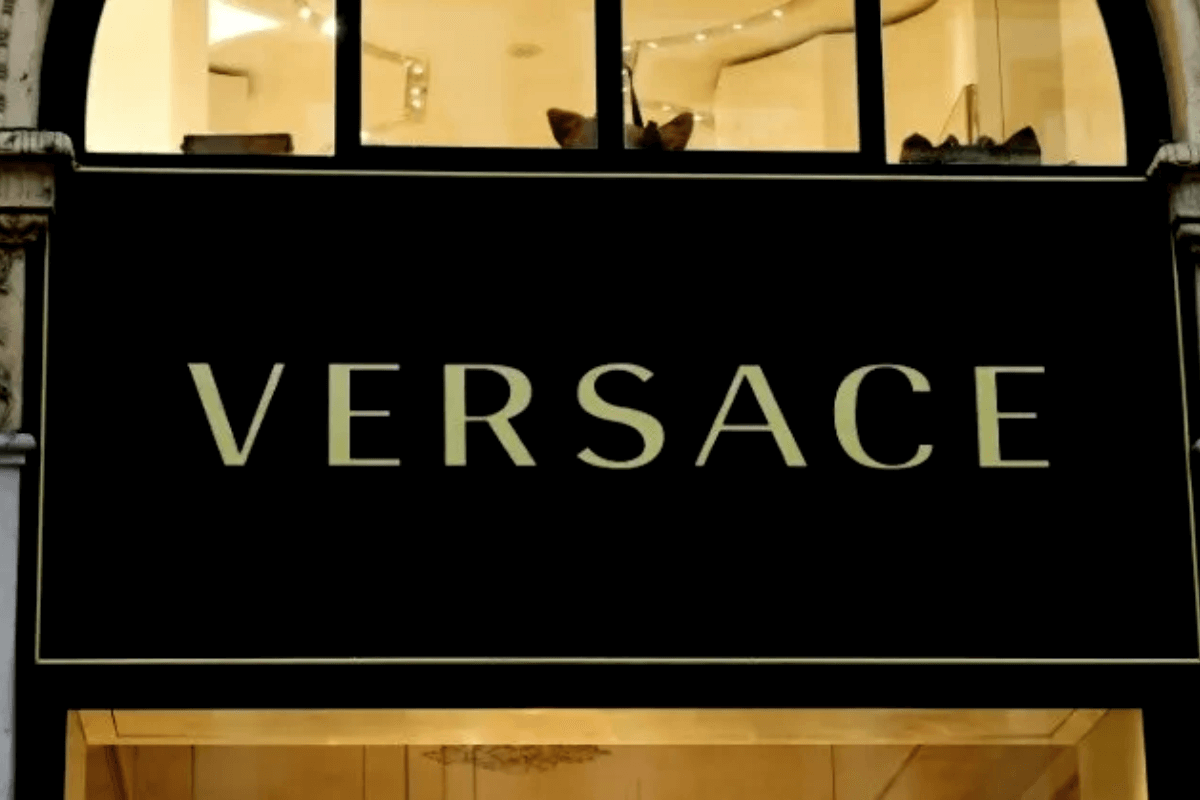 Бренд Versace повысил цены