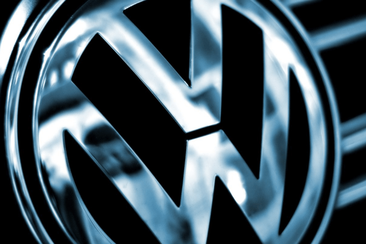 Volkswagen планирует перенести производство из Восточной Европы, если нехватка газа сохранится