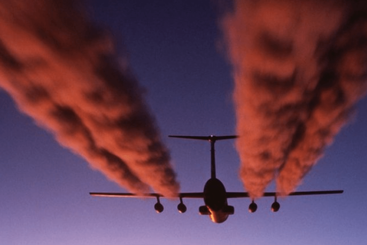 Авиакомпании вводят людей в заблуждение, говоря об отсутствии выбросов