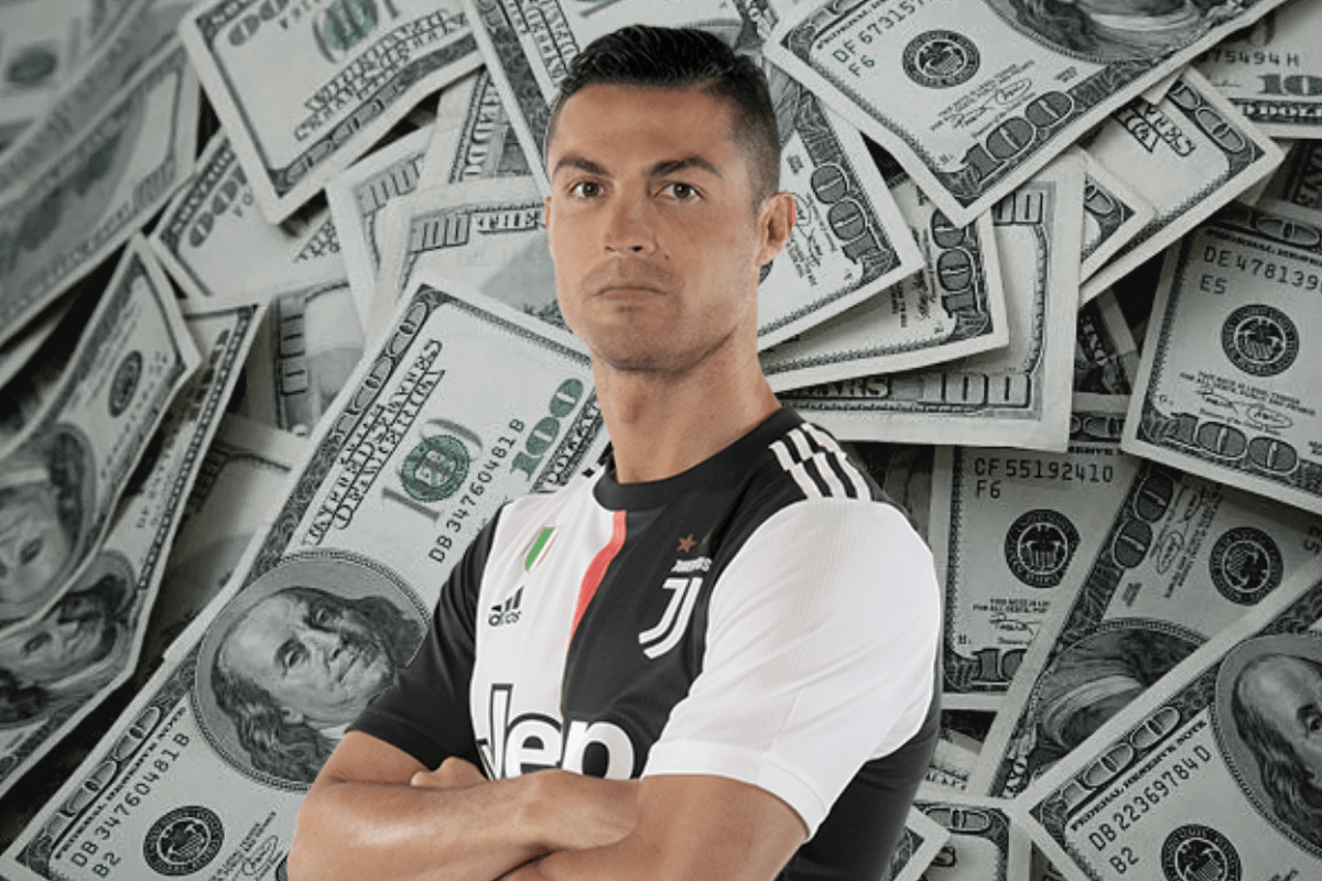 Сколько зарабатывает Роналду: личное состояние футболиста