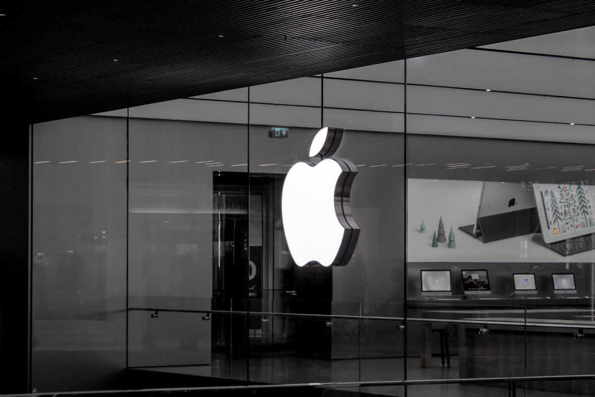 Apple меняет Китай на Индию: компания намерена перенести производство iPhone, iPad и MacBook в другую страну