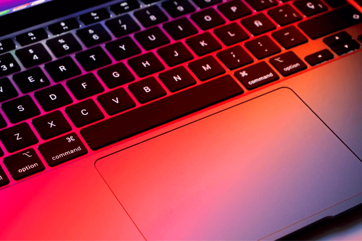 Apple выплатит компенсацию пользователям, купившим неисправные клавиатуры