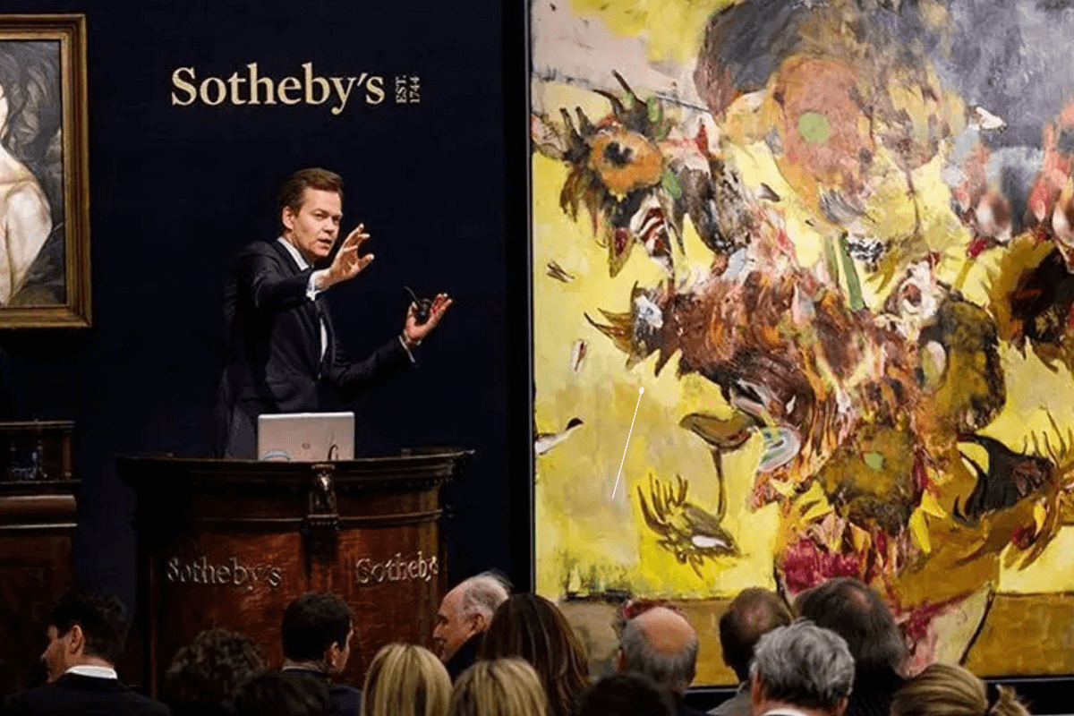 Один из самых кассовых аукционных домов Сотбис (Sotheby’s)