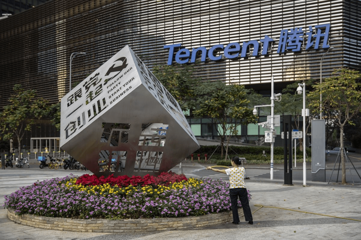 «Добрая акула» Tencent: список приобретений и поглощений