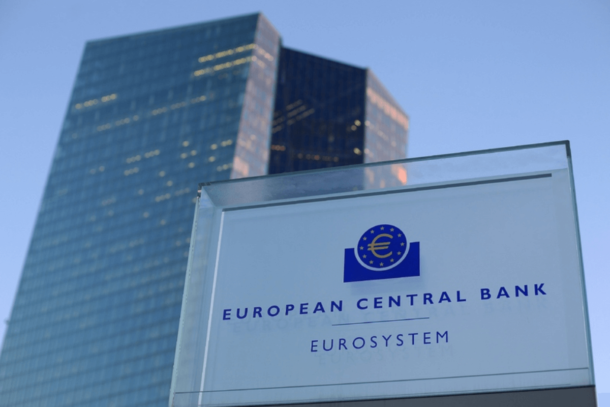 Европейский центральный банк анализирует влияние колебаний курса евро на инфляцию