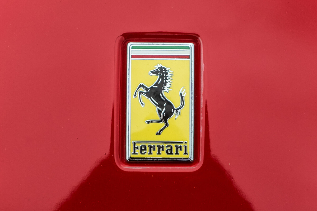 Ferrari не позволит роботам управлять своими автомобилями