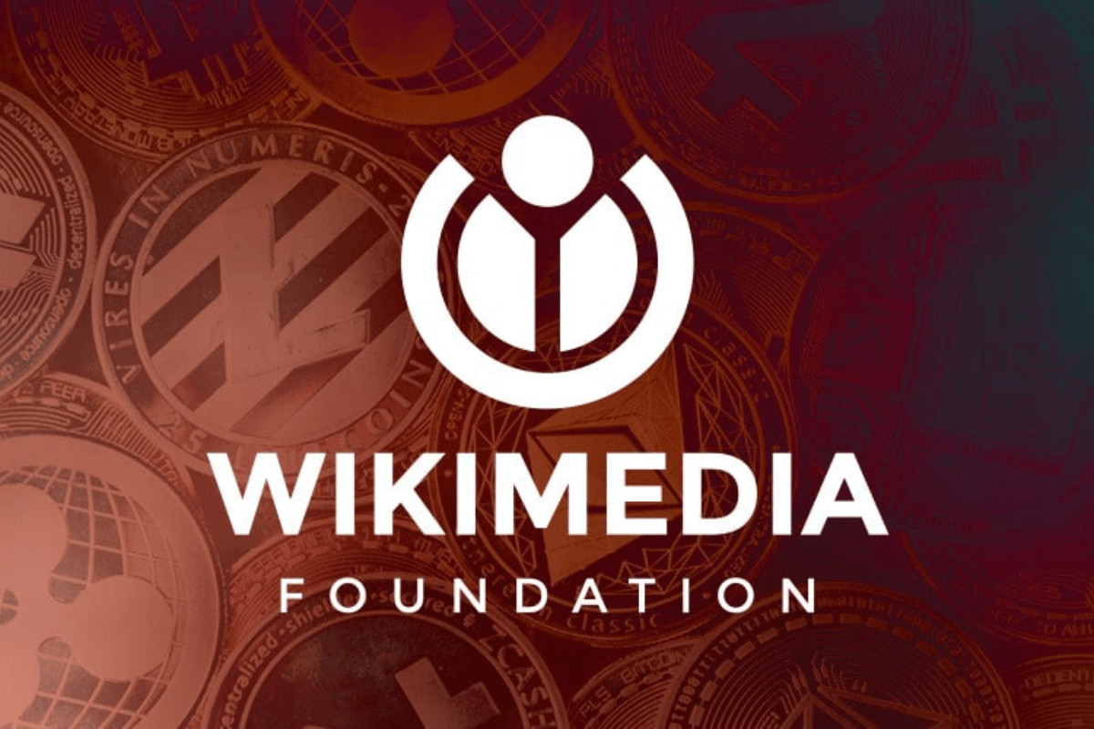 Google платит Фонду Wikimedia