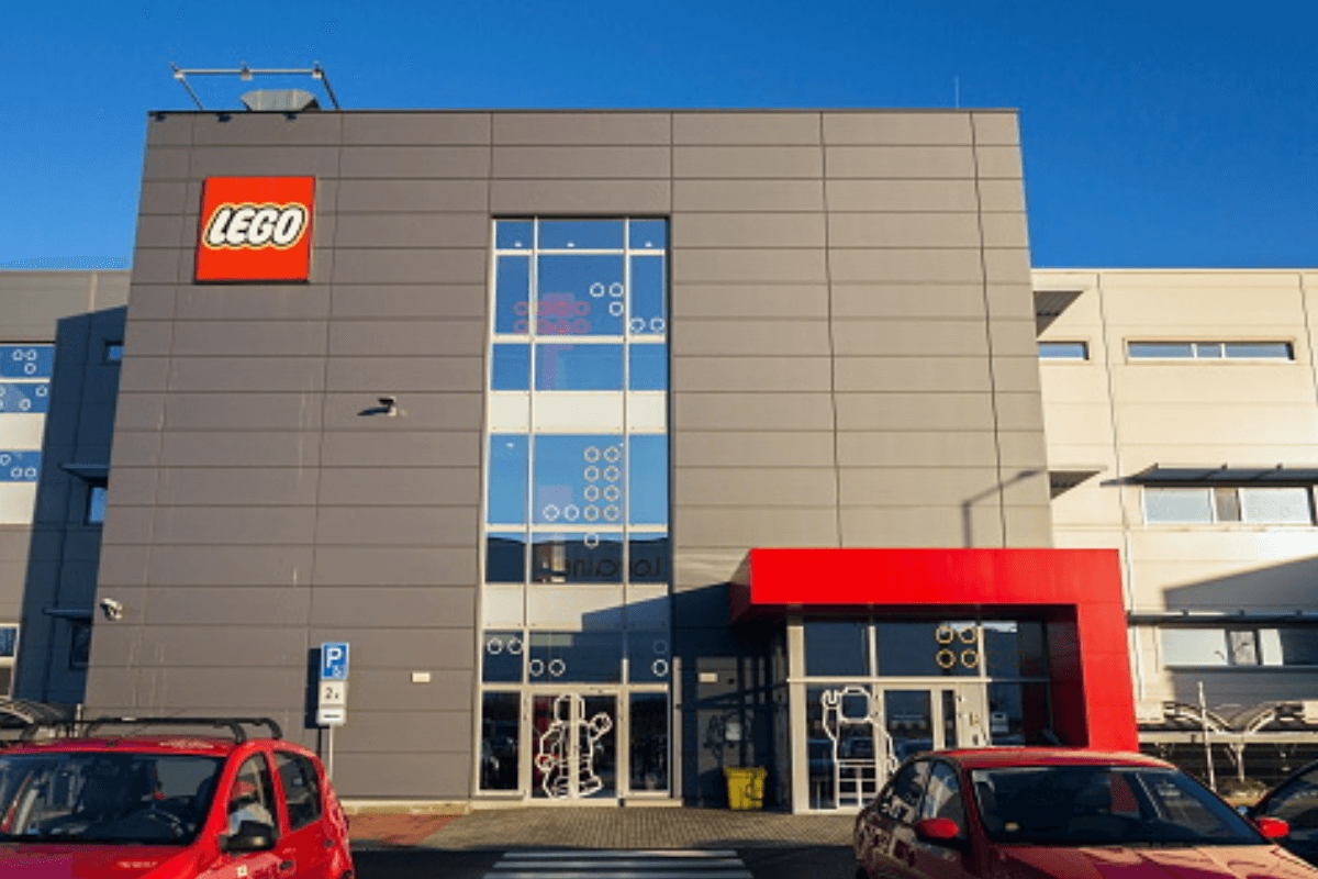 Lego купила землю на 1 млрд. долларов для строительства завода