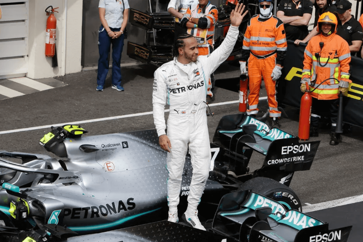 Льюис Хэмилтон готов продолжить карьеру в «Формуле-1» после удачного финиша во Франции