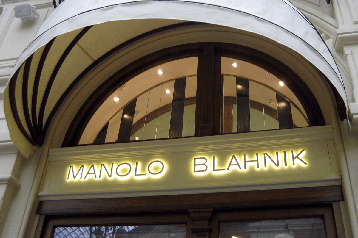 Manolo Blahnik теперь сможет выйти на рынки Китая под авторской торговой маркой