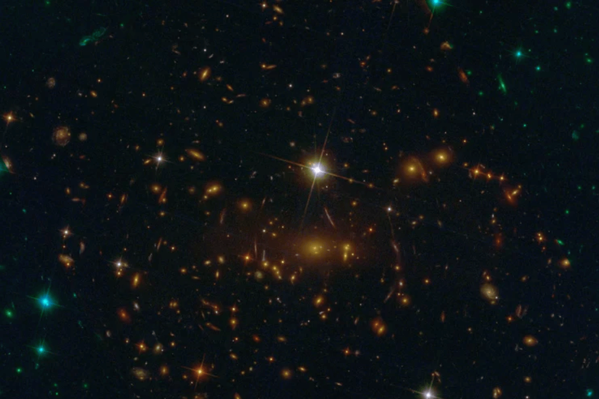 Снимки с телескопа Джеймса Уэбба
