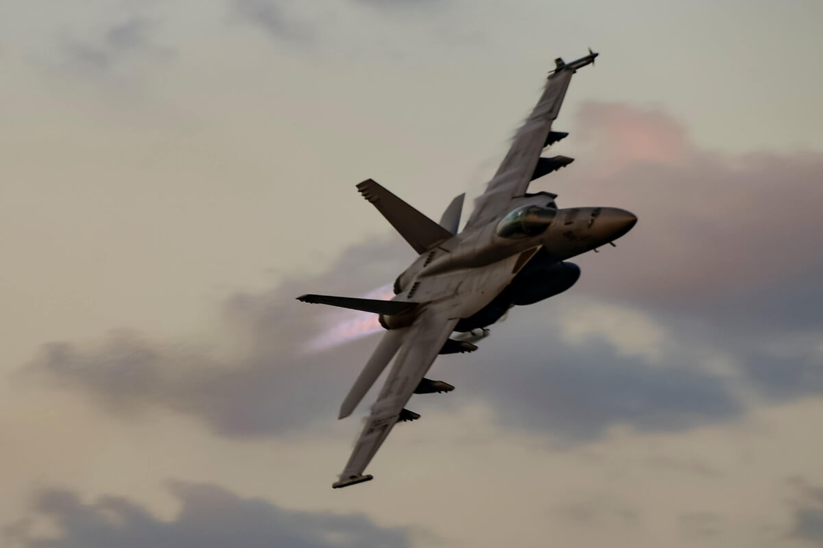 9. Boeing F/A-18E/F Super Hornet - до 67,4 млн долларов