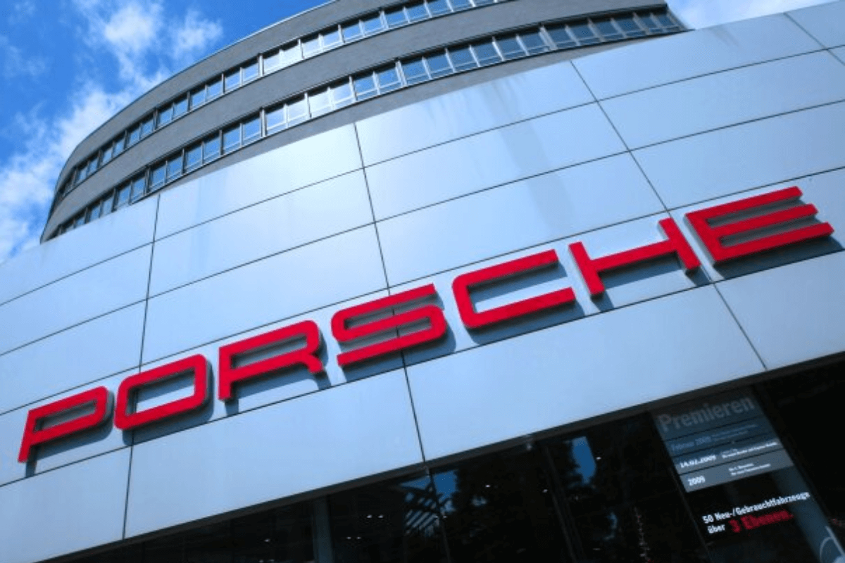 25-летний контракт на солнечную энергию подписывает Porsche