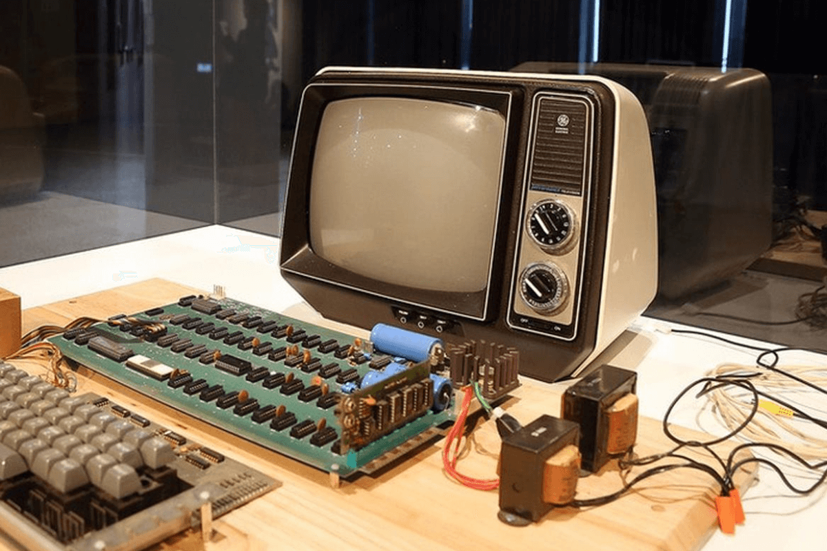 Прототип компьютера Apple-1 выставлен на аукцион