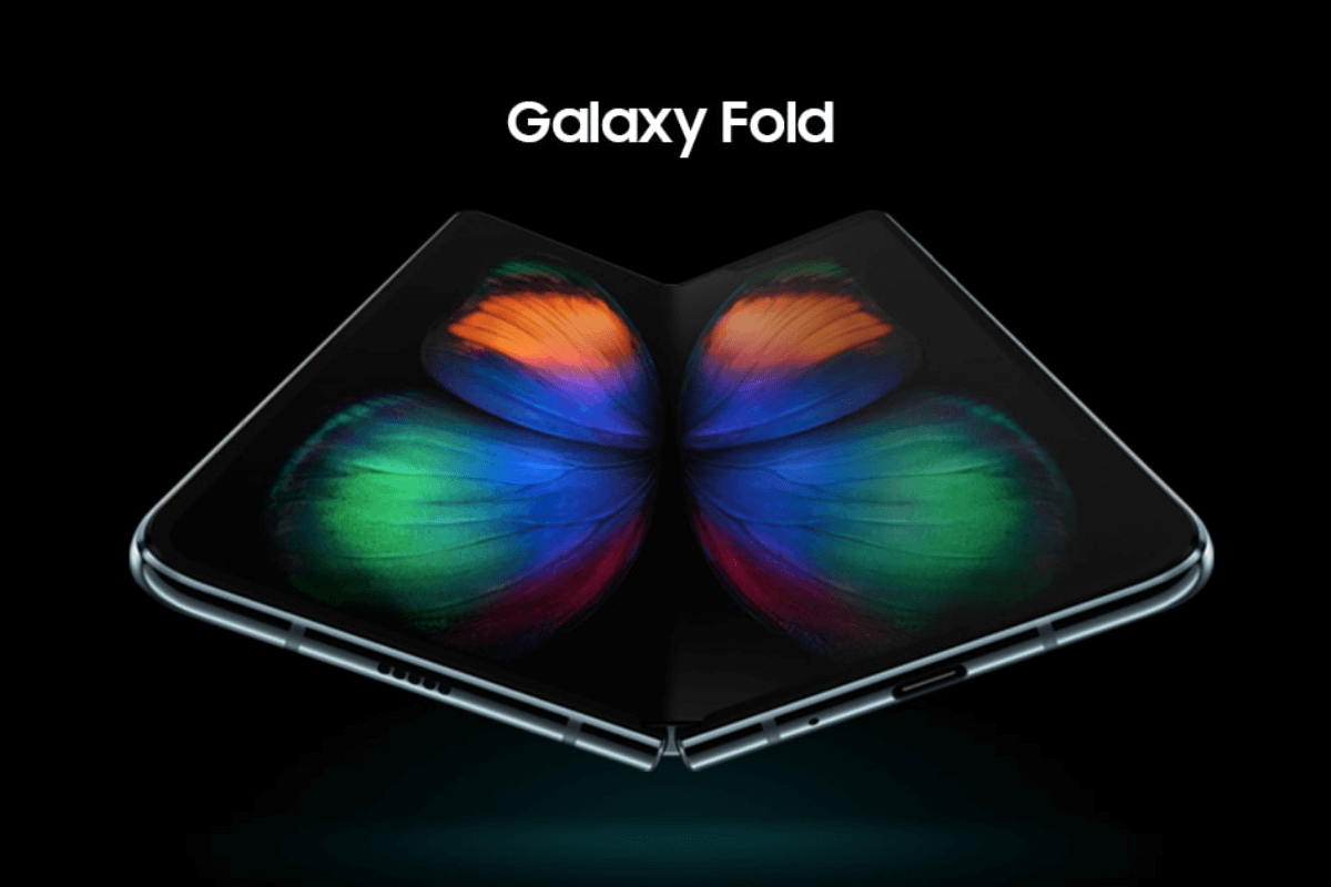 «Самсунг» запустил модель Galaxy Fold