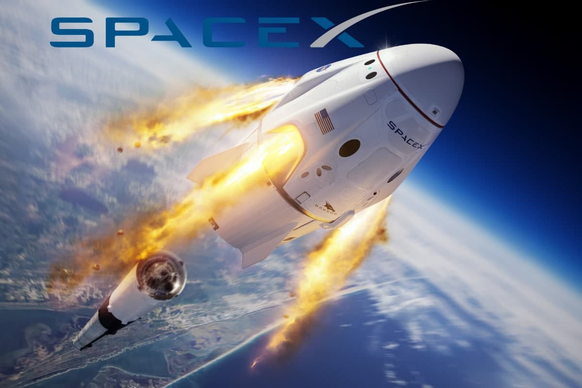 Фото: SpaceX пришлось перенести запуск корабля Crew Dragon