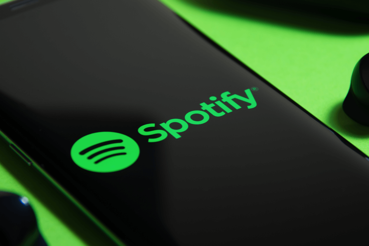 Прогресс в количестве пользователей в Spotify до 2030 года