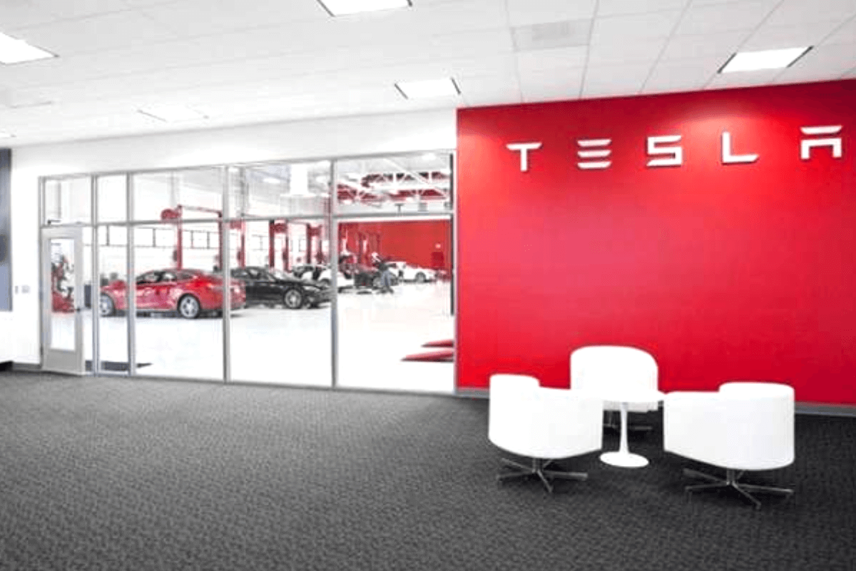 Отказ Tesla от удаленной работы