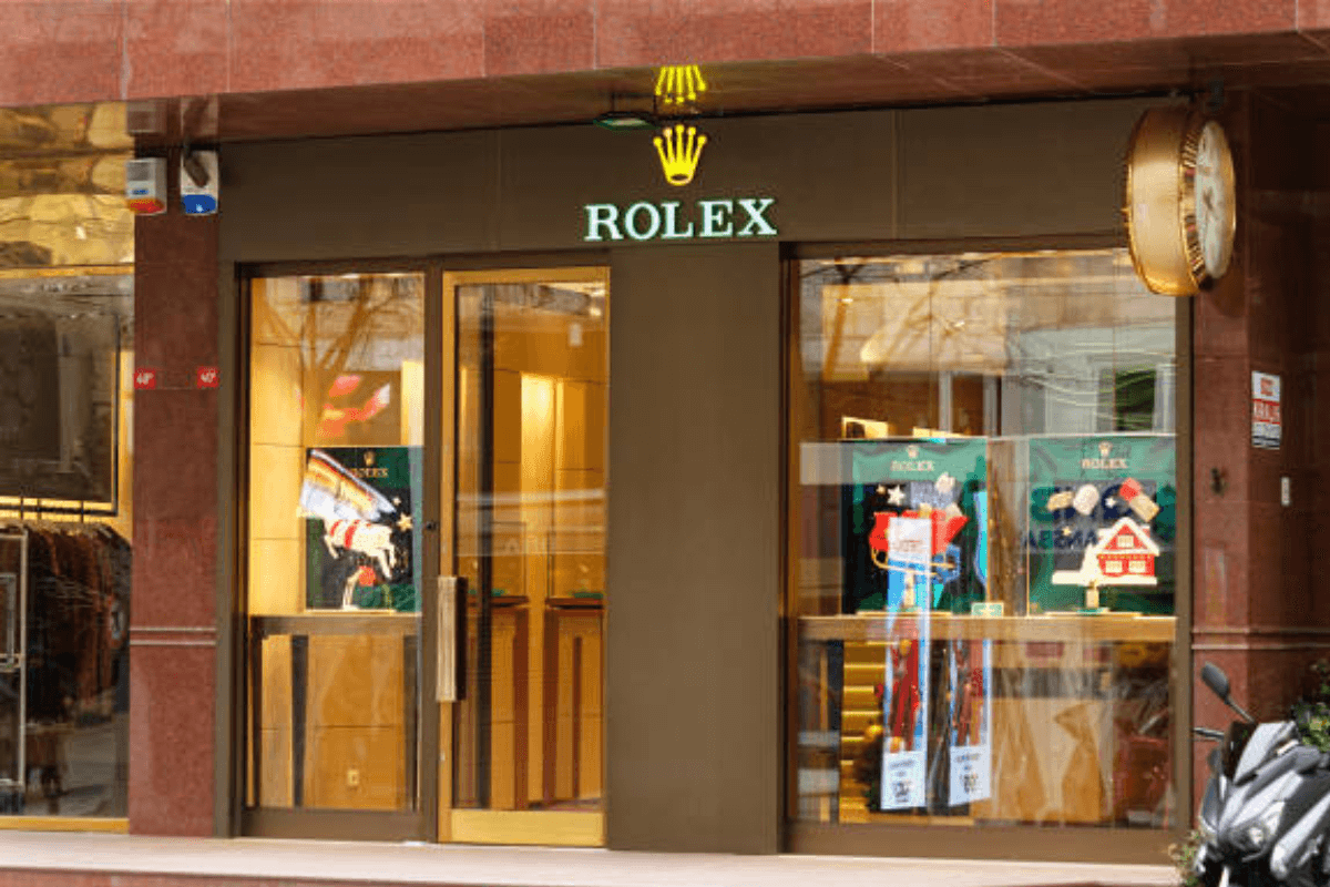 Ведущий дилер Rolex в Лондоне в восемь раз увеличит площадь магазина