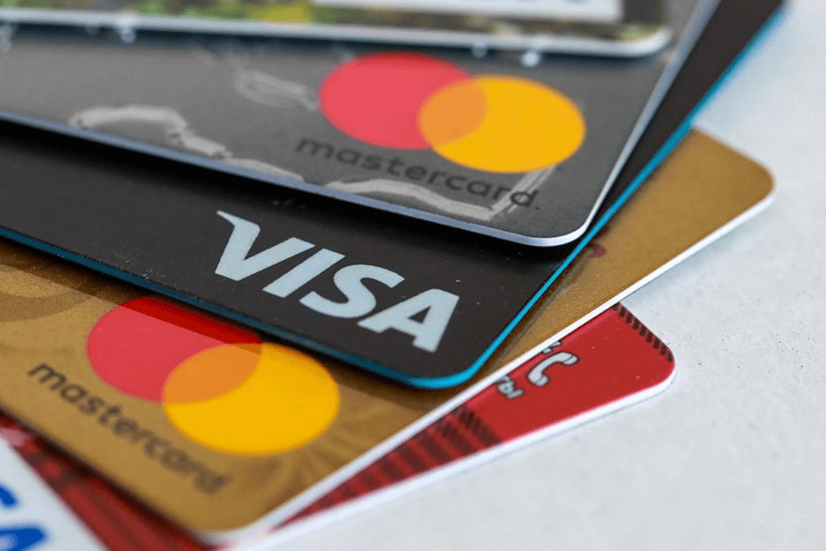 Visa и Mastercard могут лишиться ключевого источника доходов из-за нового законопроекта Сената США