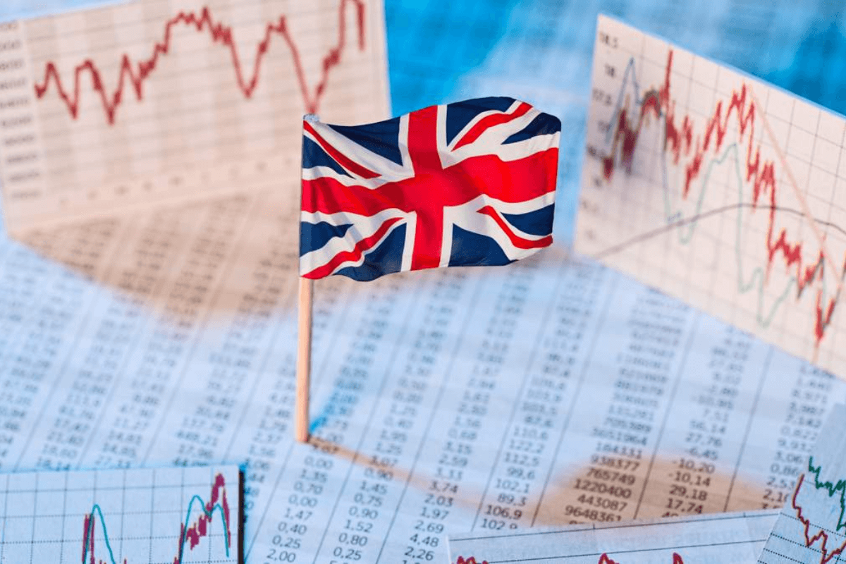 Выяснились причины, по которым экономика Великобритании страдает больше всех