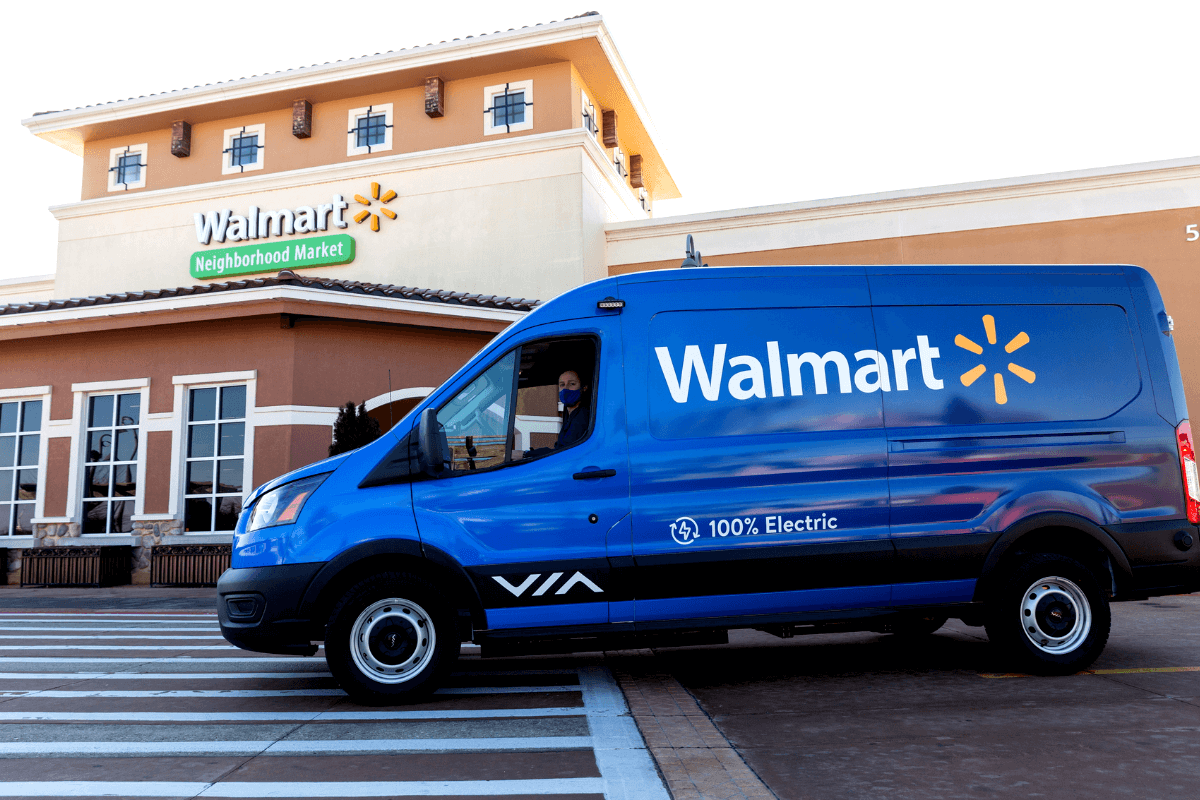 Walmart добавит четыре склада электронной коммерции