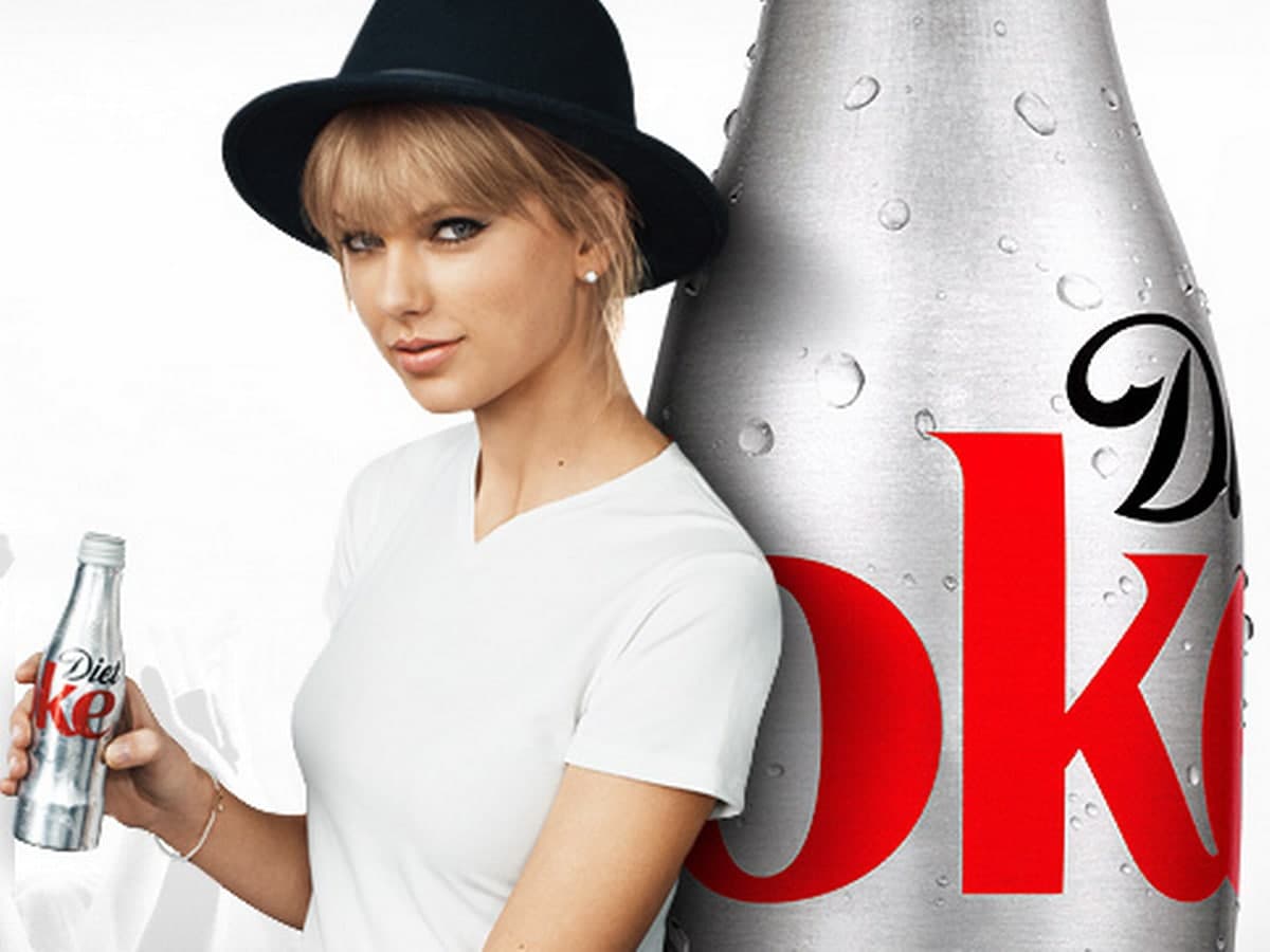Знаменитости в рекламе Coca Cola
