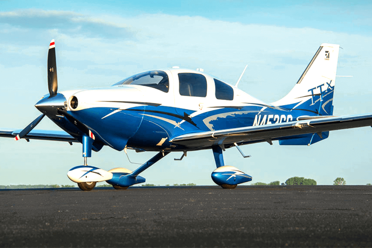 Самые дешевые частные самолеты: Cessna TTx