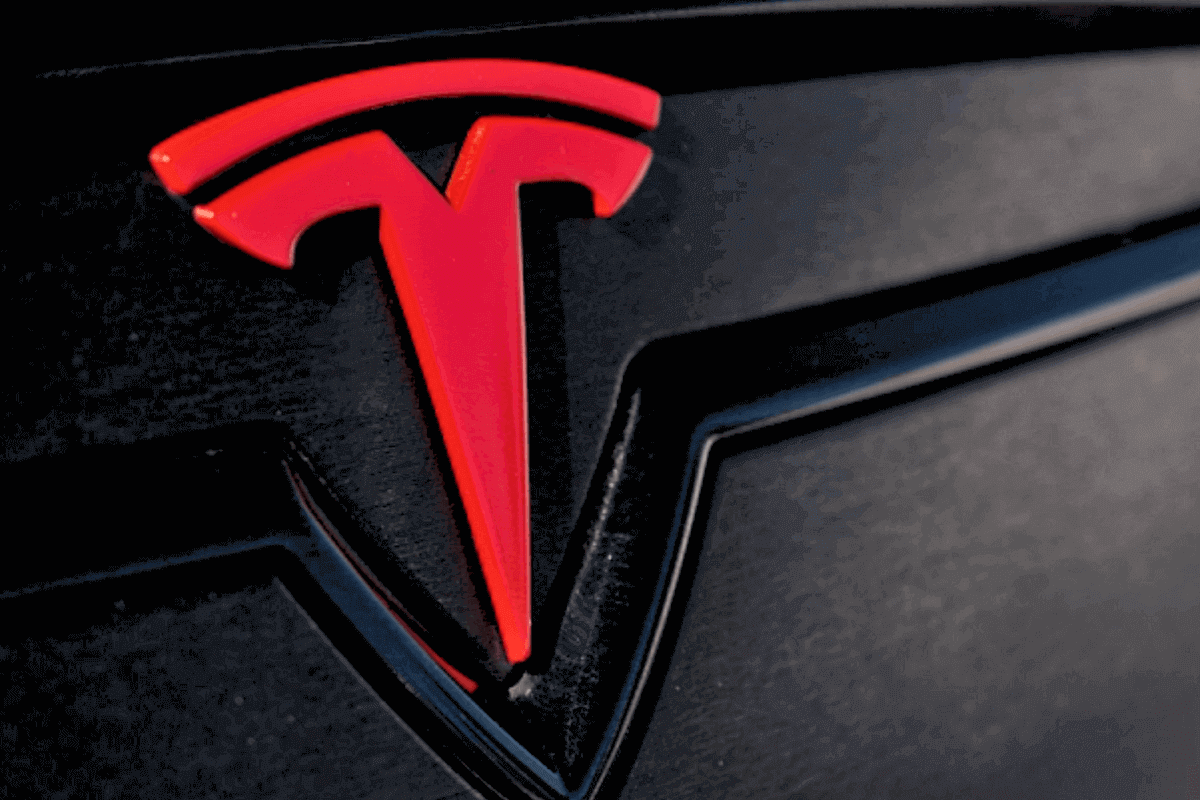 Tesla объявила об увеличении инвестиций в Китай