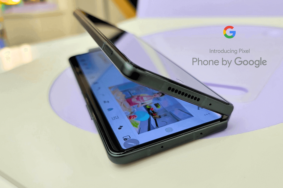 Google показал свой новый складной смартфон Pixel Fold