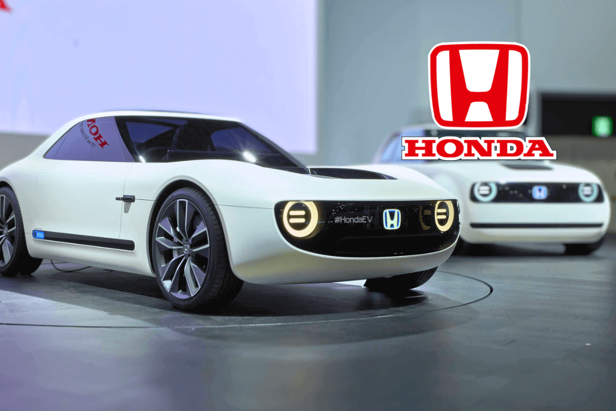 Honda намекает на презентацию авторской «специальной модели» спортивного электрокара