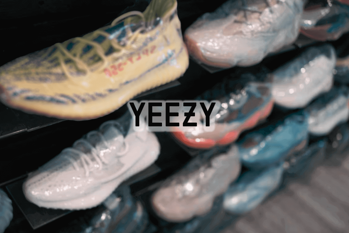 Adidas получил заказы на непроданную обувь Yeezy