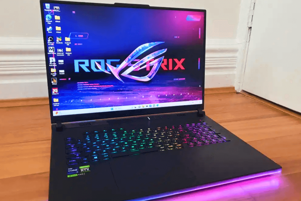 Топ-25 лучших игровых ноутбуков: ROG Strix G18: для соревнований и киберспорта