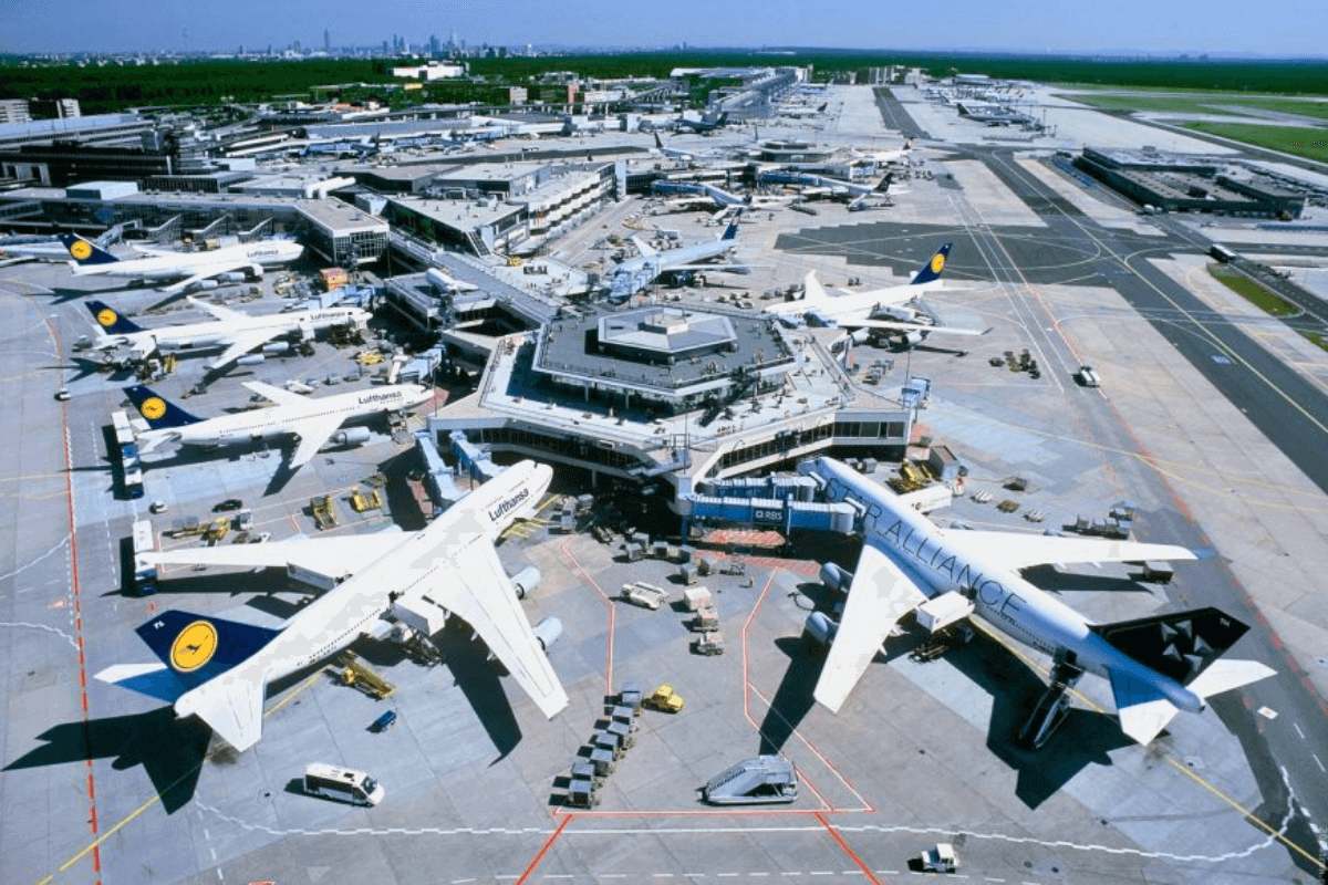 Самые большие аэропорты по частям света: <a href='/tag/europe' target='_blank' title='Новости и статьи про Европа'>Европа</a>