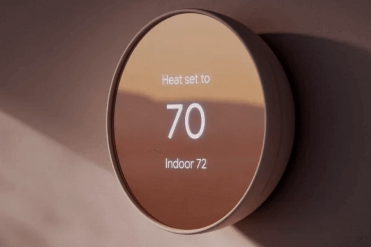 Лучшие гаджеты с искусственным интеллектом в 2024 году: Google Nest Thermostat