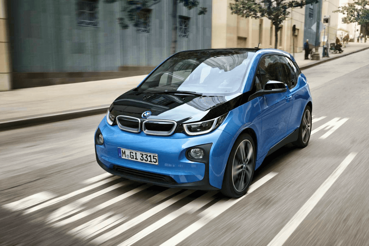 20 лучших электромобилей 2024 года: BMW i3