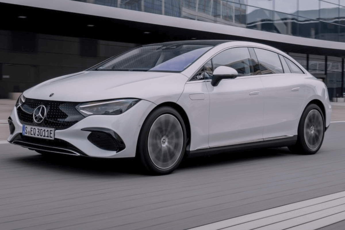 20 лучших электромобилей 2024 года: Mercedes-Benz EQE
