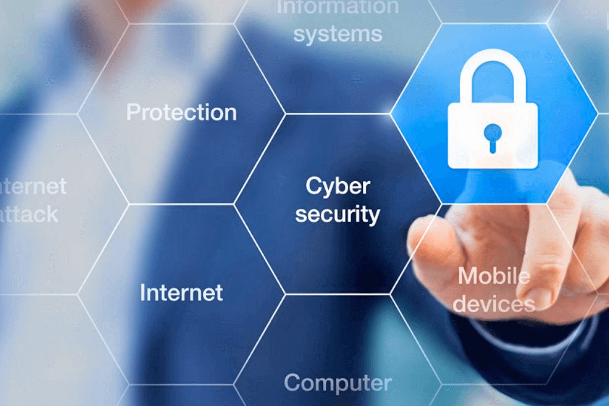 Работа в кибербезопасности: Директор по информационной безопасности