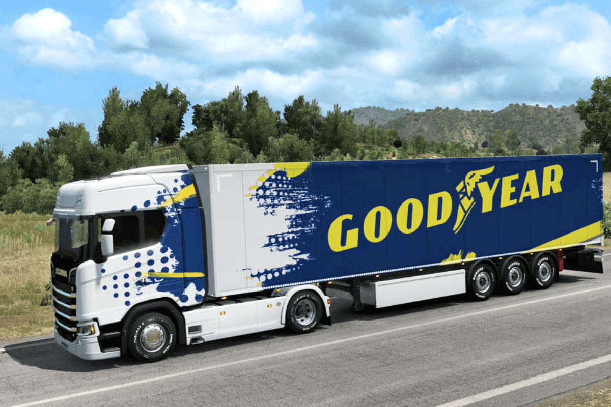 11 беспилотных грузовиков и фур: Goodyear