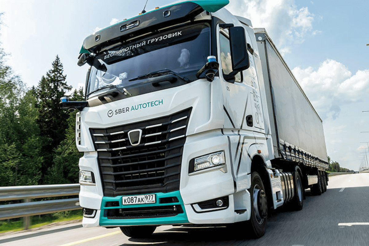 11 беспилотных грузовиков и фур: СберАвтотех (SberAutoTech)