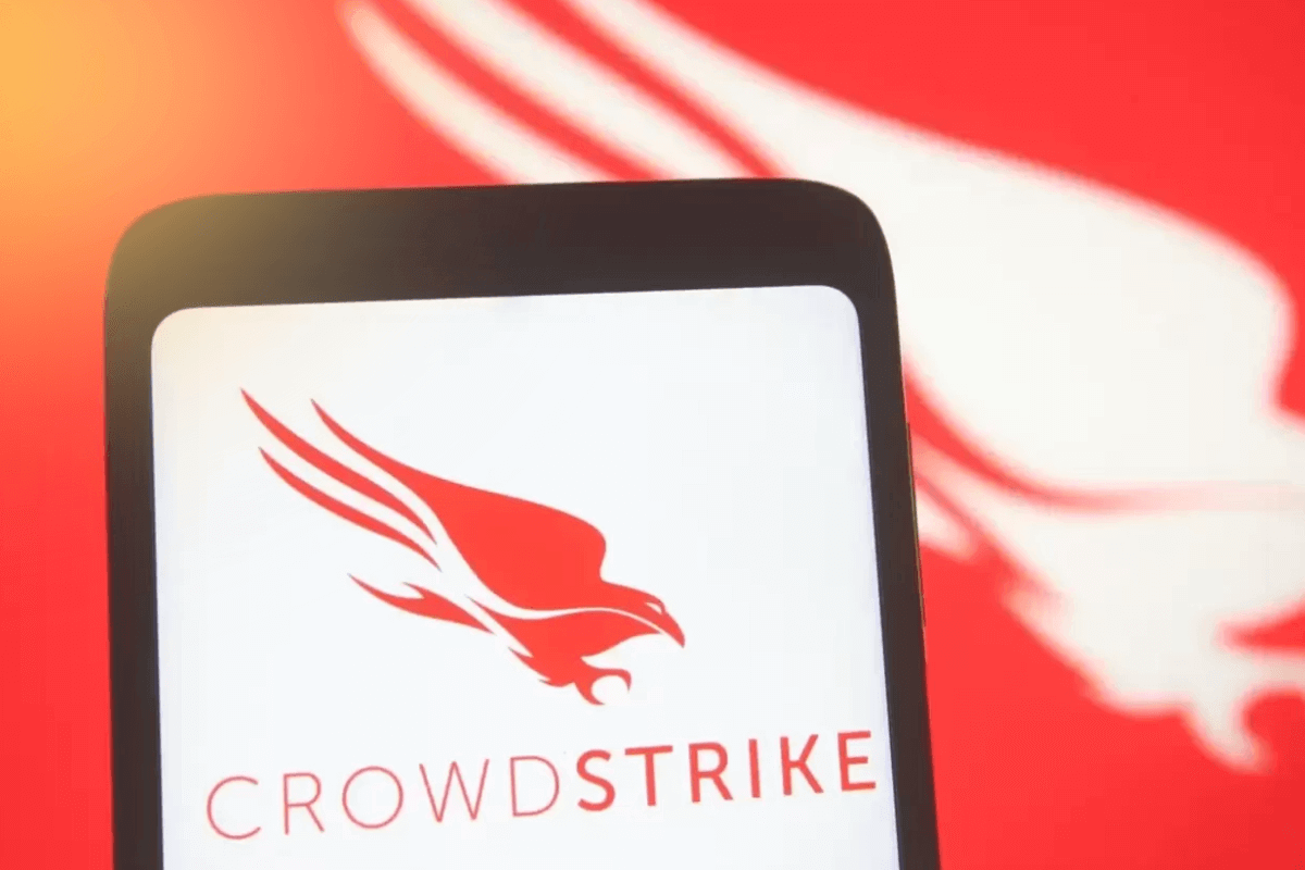 CrowdStrike теряет 13% стоимости акций