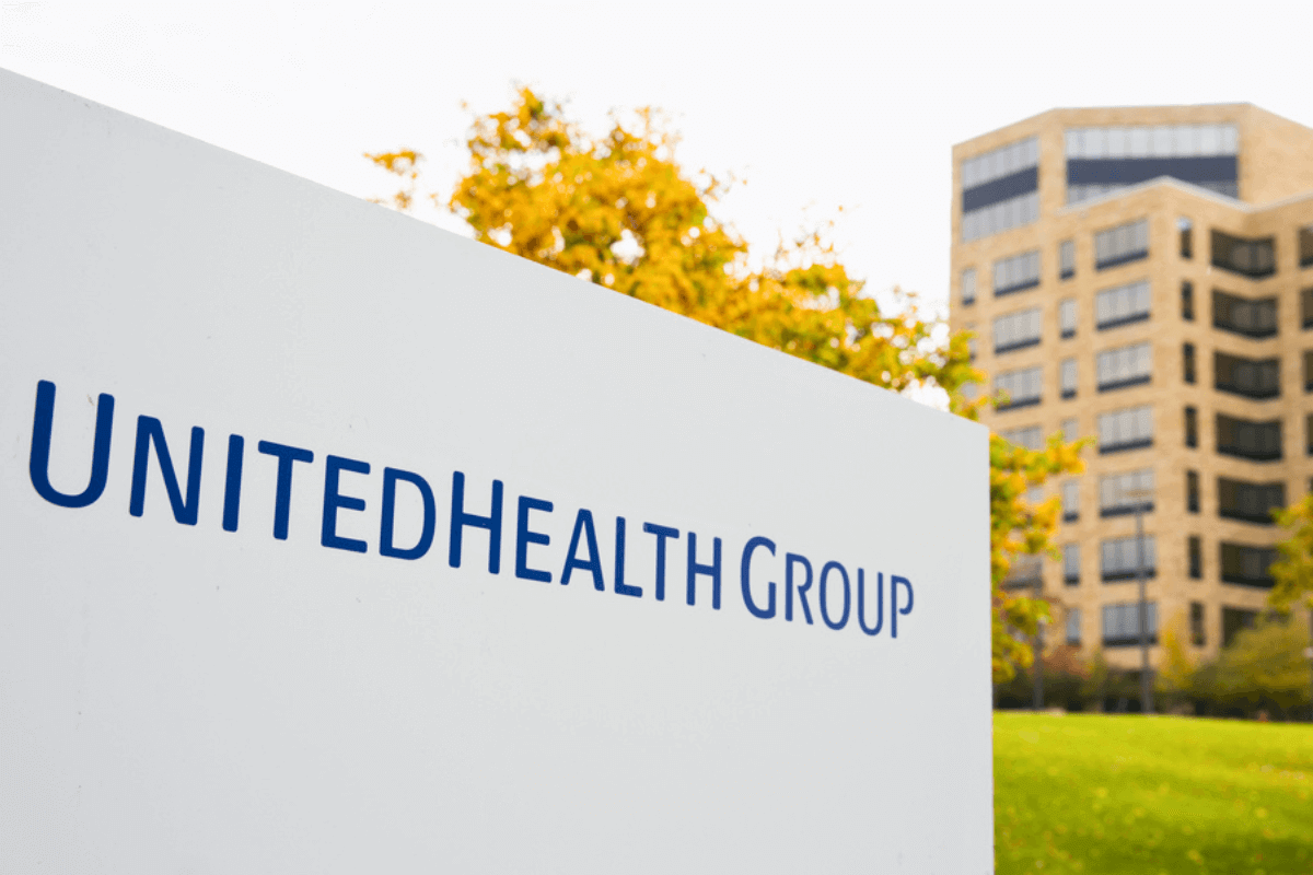 Топ-10 надежных страховых компаний мира - UnitedHealth — американский лидер по размеру страховых премий, специализируется на медицинском страховании